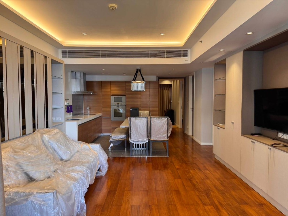 ♦ Villa low rise ♦ ชั้น 00+ 155.00 ตร.ม. | 2 ห้องนอน 2 ห้องน้ำ | ใกล้ เซ็นทรัล พระราม 3 7 นาที, เทอร์มินอล21 พระราม 3 16 นาที ♦ Villa low rise ♦ ชั้น 00+ 155.00 ตร.ม. | 2 ห้องนอน 2 ห้องน้ำ | ใกล้ เซ็นทรัล พระราม 3 7 นาที, เทอร์มินอล21 พระราม 3 16 นาที