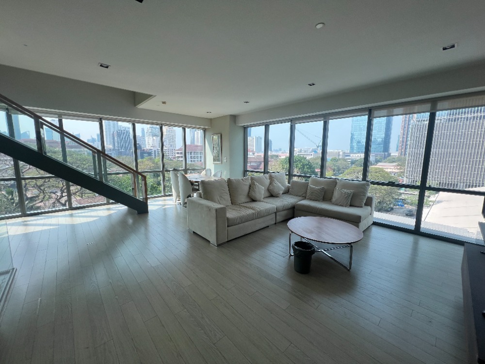 ราคาดีที่สุด!! ห้องหายาก Duplex ไซส์ใหญ่ สัมผัสพื้นที่สีเขียวใจกลางอโศก ✨The Room Sukhumvit 21✨2 ห้องนอน 3 ห้องน้ำ ขนาด 117 ตร.ม ใกล้ BTS อโศก/สุขุมวิท Tel.0982645161