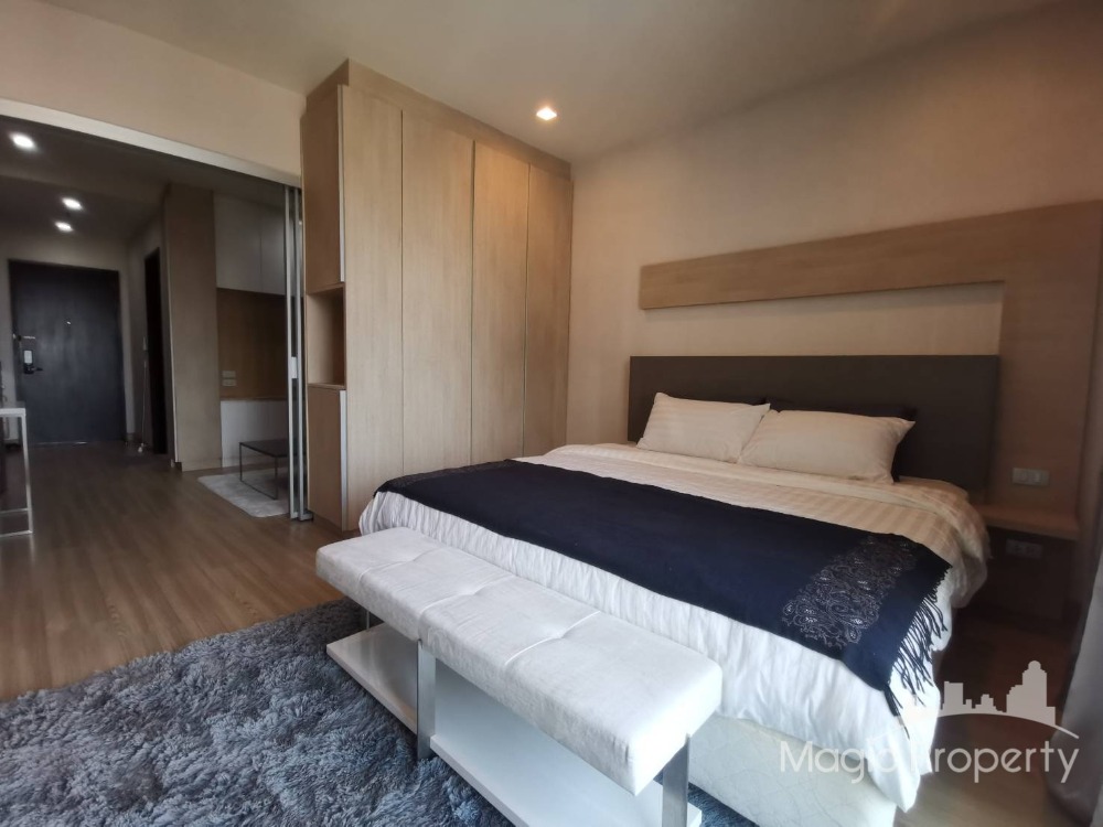 1 Bedroom For Sale in Sky Walk Residences Condominium, Wattana, Bangkok