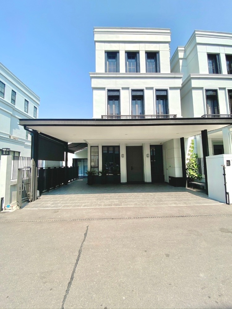 Quick sale of twin houses!  Eton Residence Kaset Nawamin -Ramintra Project