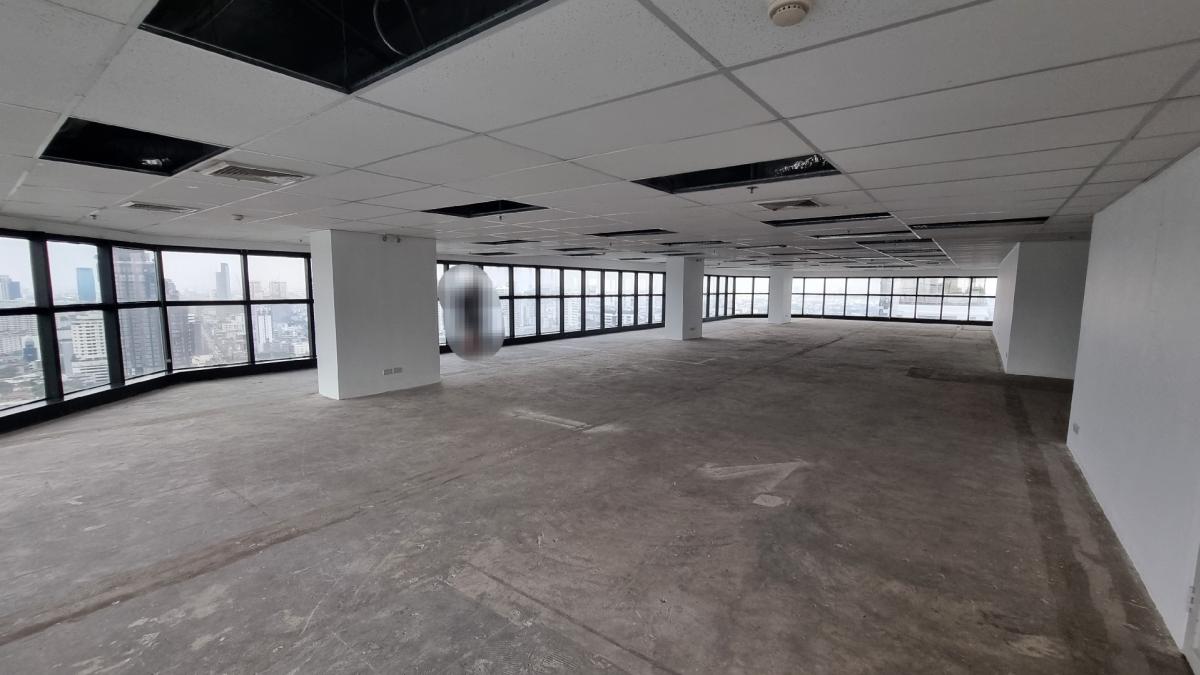 ให้เช่า ออฟฟิศ ใกล้ BTS เอกมัย ชั้น30th 700sqm เพดาน 2.3 เมตร ห้องน้ำส่วนตัว – รูปที่ 2