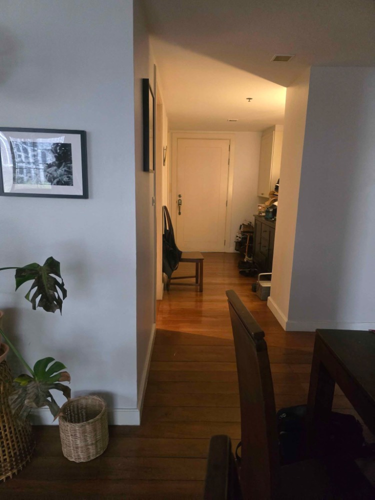 ♦ Lovely fully furnished ♦ ชั้น 00+ 110.00 ตร.ว. | 2 ห้องนอน 3 ห้องน้ำ เลี้ยงสัตว์ได้ | ใกล้ มศว. 3 นาที, เอ็มสเฟียร์ 6 นาที, MRT สุขุมวิท 6 นาที, BTS พร้อมพงษ์ 6 นาที