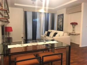 For Rent Siri on 8 2 Bed Super Deal ❤️🌈⭐️