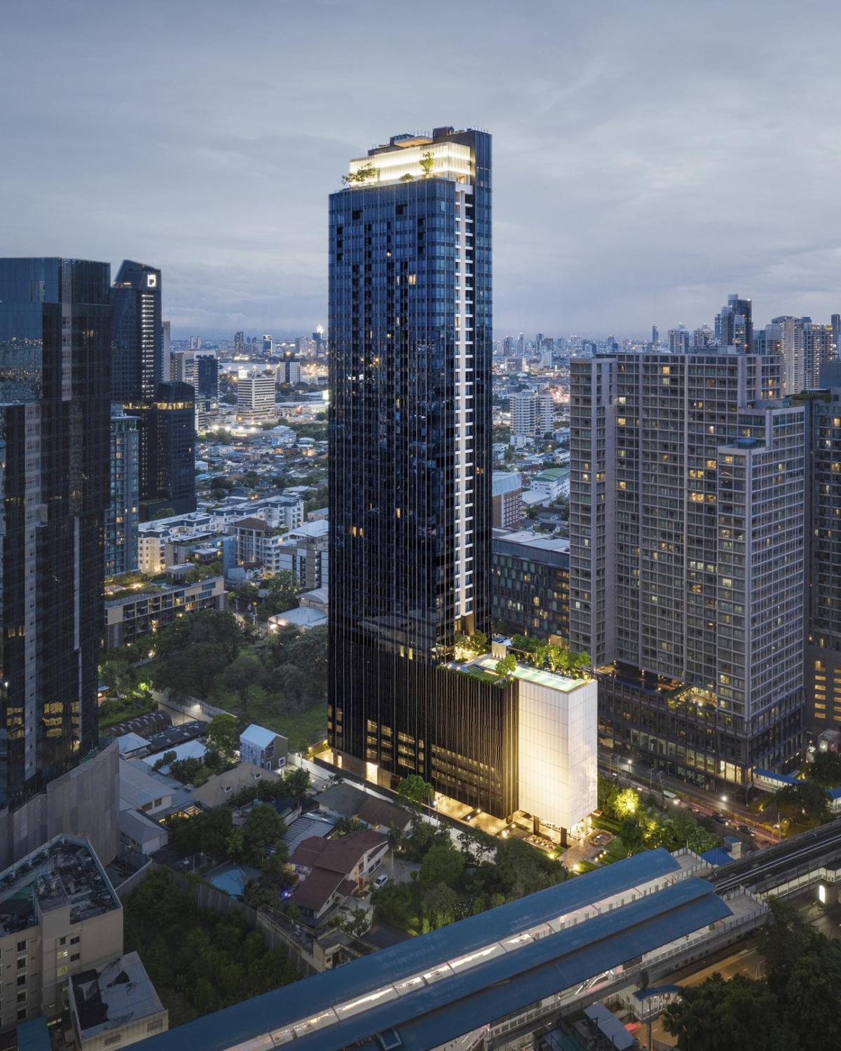 The Esse สุขุมวิท 36 ห้องพร้อมอยู่ วิวสวย The Esse สุขุมวิท 36 ห้องพร้อมอยู่ วิวสวย