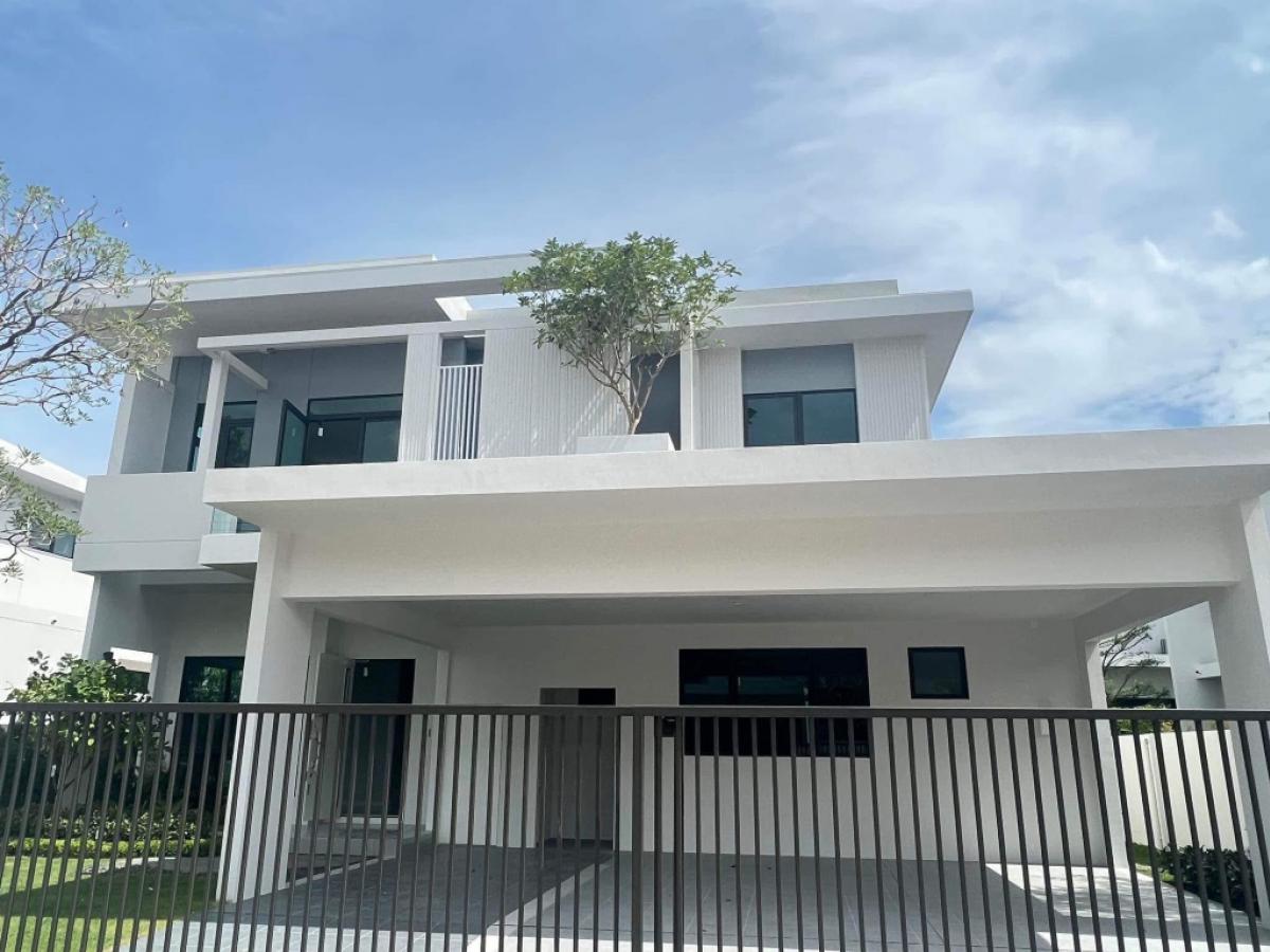 🏡 Manthana Bangna km 15 - Usable area 240 sq.m., 4 bedrooms, 5 bathrooms, 3 parking spaces 📲 -𝟕𝟗𝟒𝟒𝟐𝟔𝟑 (Khun Nam)
