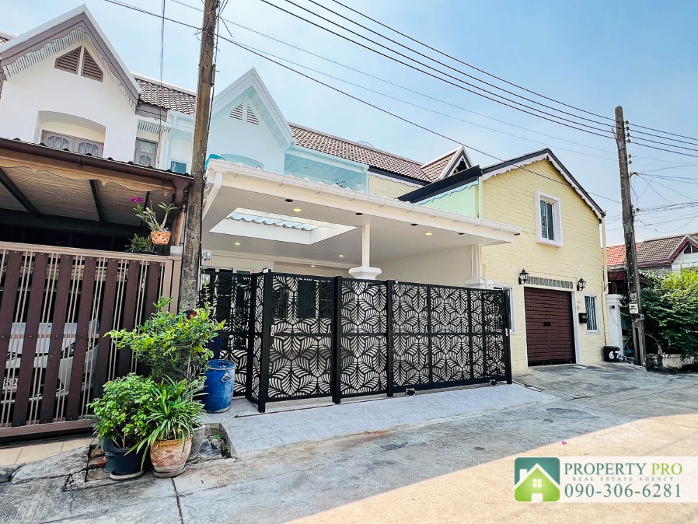 ขาย บ้าน ทาวน์เฮ้าส์ ประชาราษฎร์บำเพ็ญ 26 แบบ 4 ห้องนอน 26 ตรว 150 ตรม รีโนเวทใหม่ เครื่องใช้ไฟฟ้าครบ ใกล้ MRT ห้วยขวาง สุทธิสาร รัชดาภิเษก ลาดพร้าว ประชาอุทิศ : MJ25S-001 ขาย บ้าน ทาวน์เฮ้าส์ ประชาราษฎร์บำเพ็ญ 26 แบบ 4 ห้องนอน 26 ตรว 150 ตรม รีโนเวทใหม่ เครื่องใช้ไฟฟ้าครบ ใกล้ MRT ห้วยขวาง สุทธิสาร รัชดาภิเษก ลาดพร้าว ประชาอุทิศ : MJ25S-001