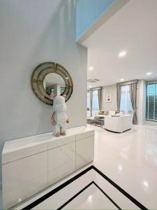 Nantawan Rama9-New krungthep kreetha for rent