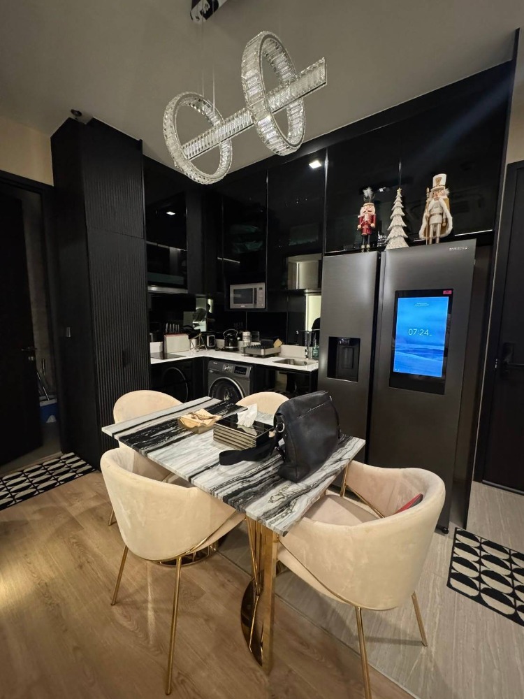 ● Newly decorated room ● ชั้น 35+ 54.00 ตร.ม. | 2 ห้องนอน 2 ห้องน้ำ | ใกล้ BTS สถานีอารีย์ 1 นาที, ลา วิลล่า 1 นาที – รูปที่ 2