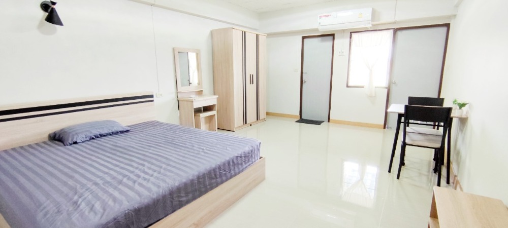 Selling a 30 sqm condominium condominium. New renovated Ladprao 132 is ready.