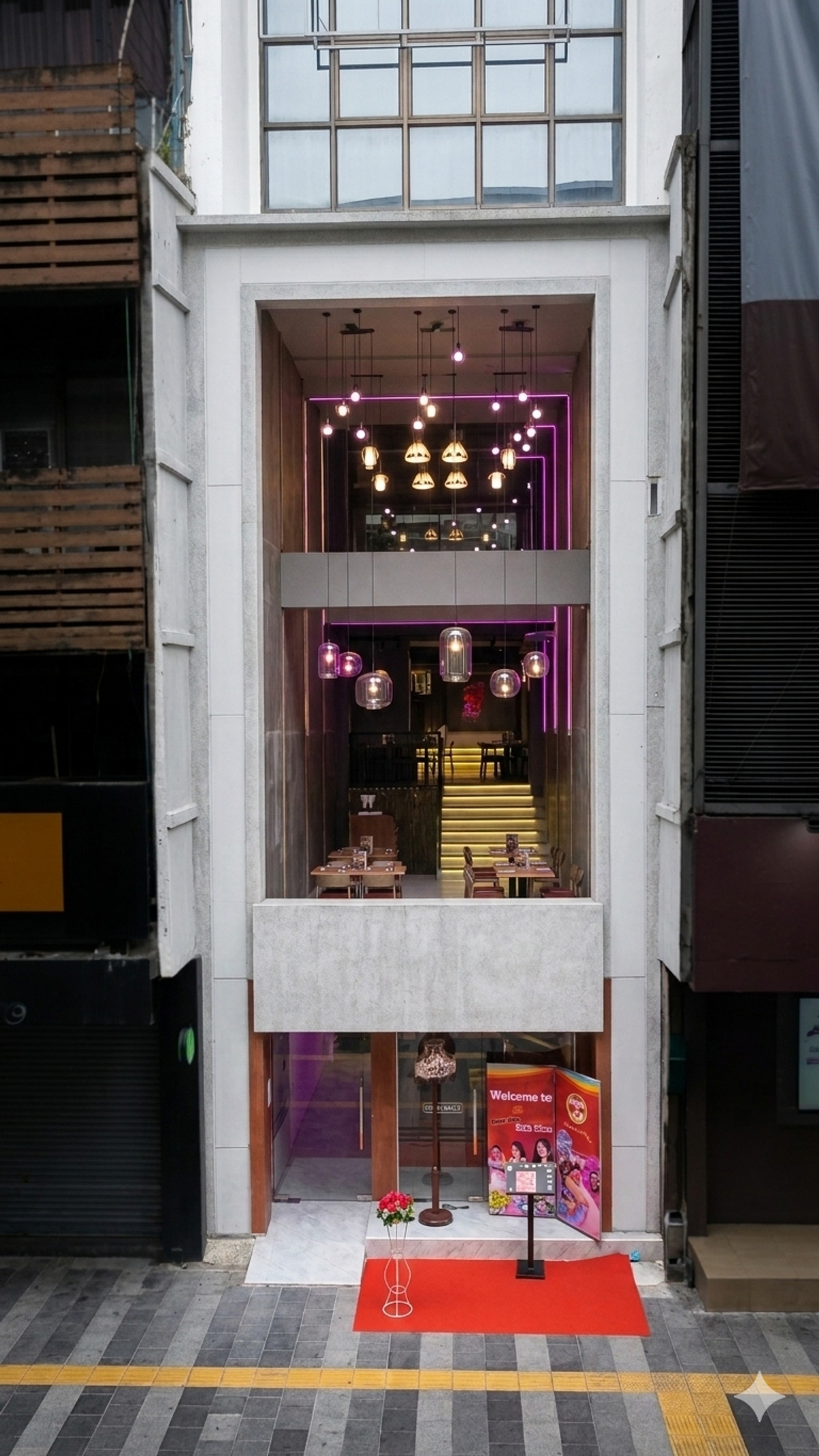 อาคารพาณิชย์ BTS ศาลาแดง (ร้านอาหาร /office /Hostel) ขาย อาคารพาณิชย์ BTS ศาลาแดง (ร้านอาหาร /office /Hostel) ขาย
