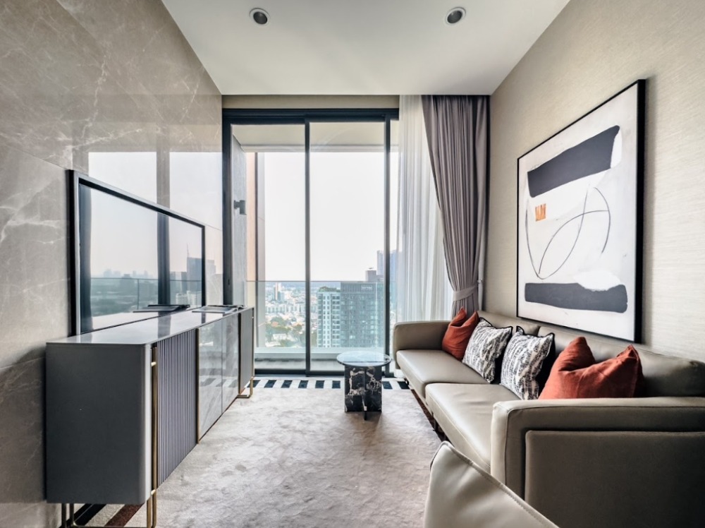The ESSE Sukhumvit 36 Closed to BTS Thonglor SIze 75sqm. 2beds 2baths on 21st floor The ESSE Sukhumvit 36 Closed to BTS Thonglor SIze 75sqm. 2beds 2baths on 21st floor