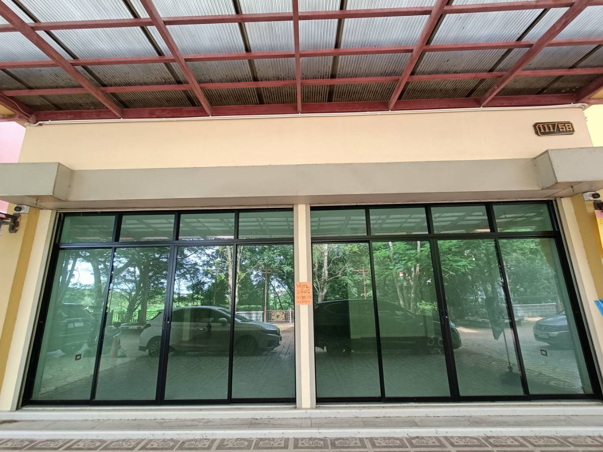 Rental on office or store Chinatown Salaya Project, Size 4x8.5 m for office, opening store, stock store, ready to move in Rental on office or store Chinatown Salaya Project, Size 4x8.5 m for office, opening store, stock store, ready to move in