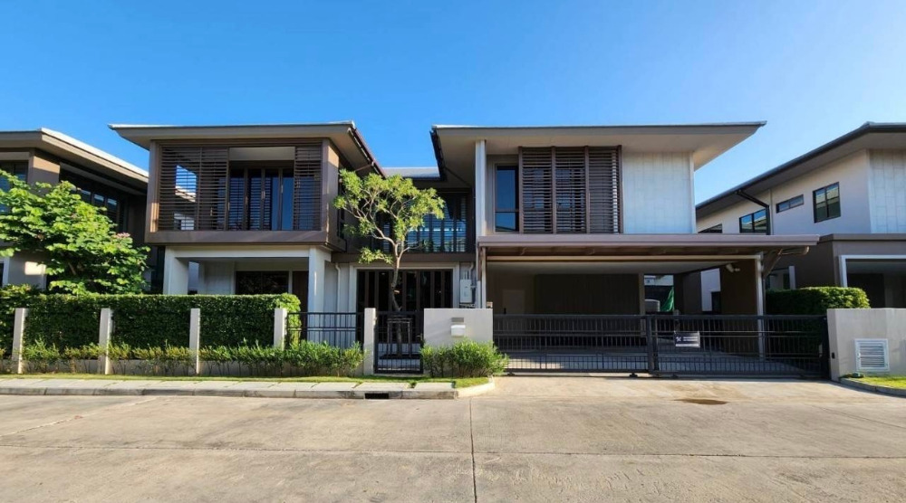 Burasiri Krungthrp Kreetha: 77.5SQWAH 330SQM. 4BED 5Bath 230,000/MTH. AM: 0656199198 Burasiri Krungthrp Kreetha: 77.5SQWAH 330SQM. 4BED 5Bath 230,000/MTH. AM: 0656199198