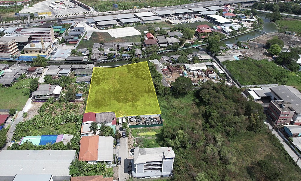 Krungthep Kreetha Land for sale, area of ​​2 rai 3 ngan 4 square wah 土地出售， krungthep kreetha ，面積 2 萊 3 ngan 4 平方瓦