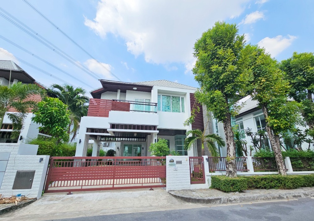 For sale, Blue Lagoon 1, Bangna-Wongwaen, 80.7 sqw, 3 bedrooms, 4 bathrooms, like new condition