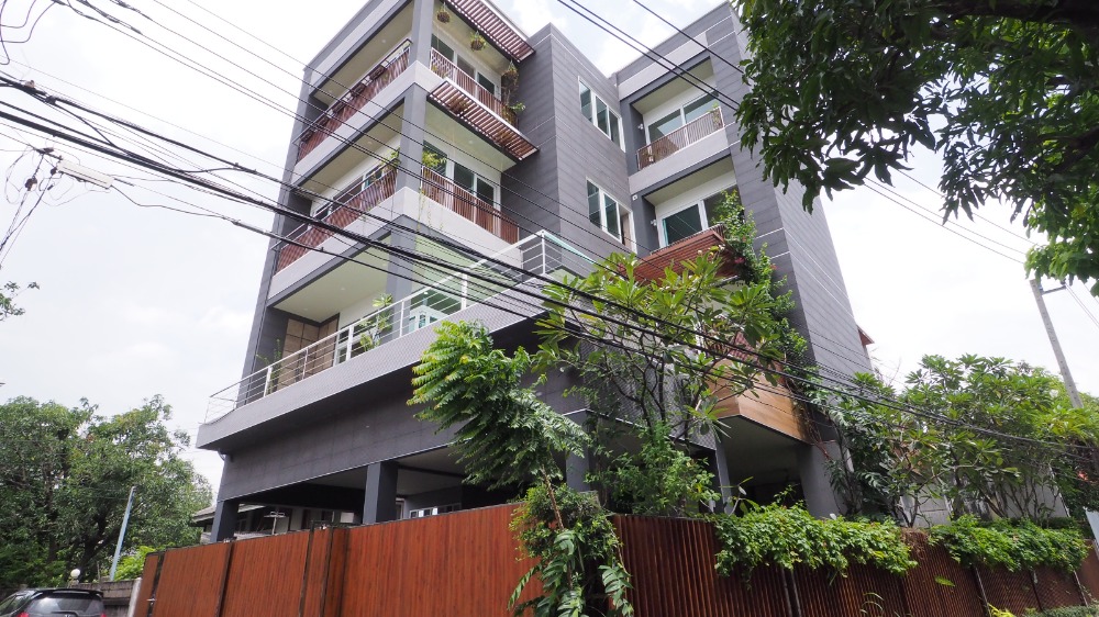 Luck 🏠 House for sale in Sukhumvit 65 Soi Chaiyapruek Luck 🏠 House for sale in Sukhumvit 65 Soi Chaiyapruek