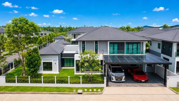Luxurious detached house for rent, Centro Bangbon Luxury Home for Rent Project, area 138.9 sq. Wah, 389 sq.m., 4 bedrooms, 6 bathrooms, luxury houses, Rama 2 for rent.