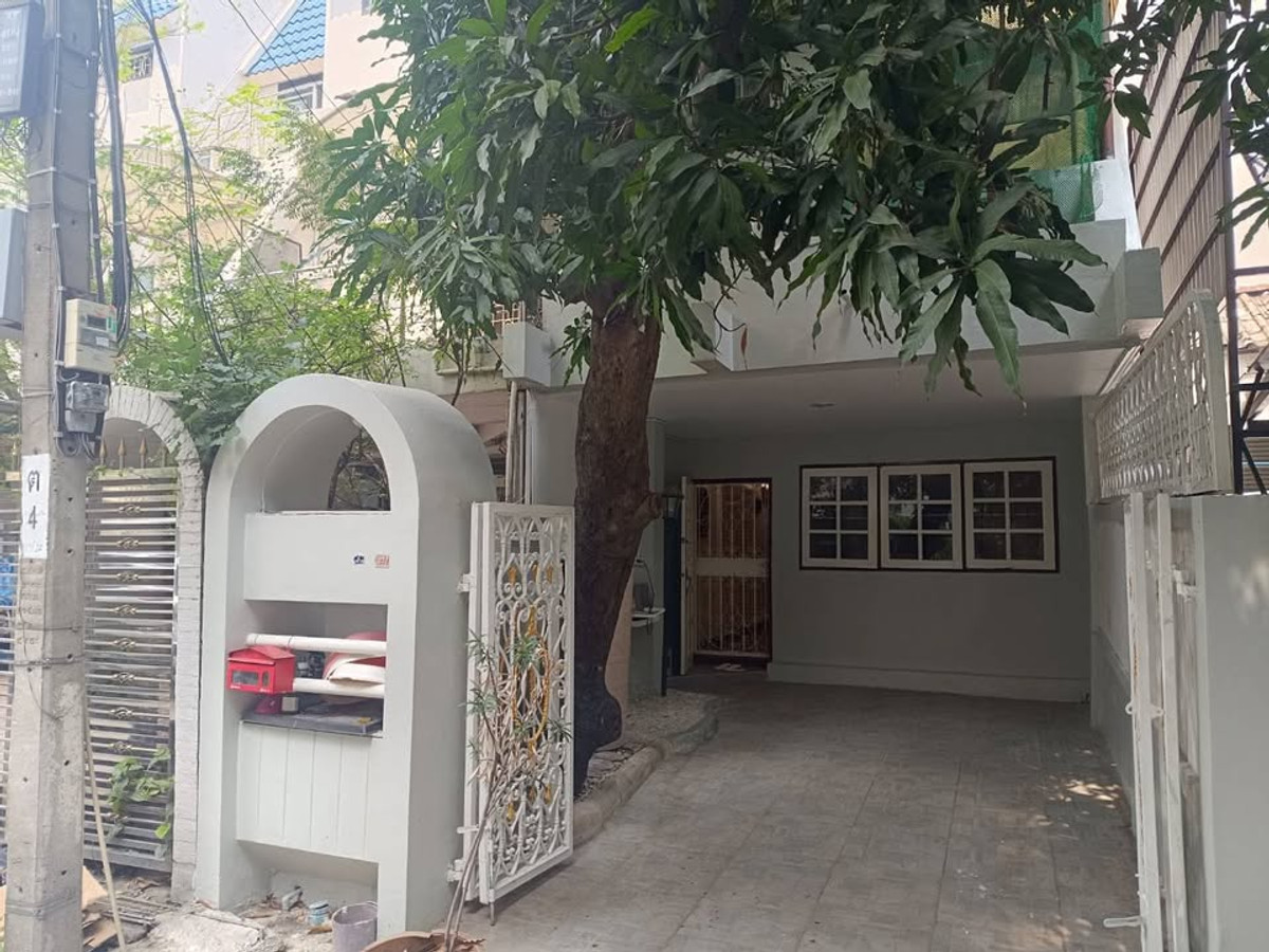 ให้เช่าทาวน์โฮมสุขุมวิท ซอย 10 ทำเลทอง ใจกลางเมือง เหมาะทำ Airbnb – รูปที่ 3