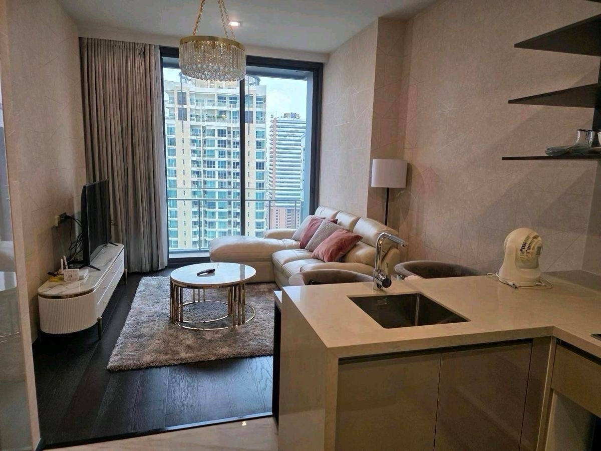 Laviq 2 bedroom  86sqm  for rent only 90,000 please contact 0816878954