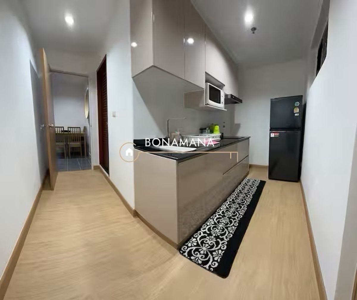 คอนโดให้เช่า The Royal Navin Tower ถนนเชื้อเพลิง พระราม 4 (MRT คลองเตย 1km) – รูปที่ 4
