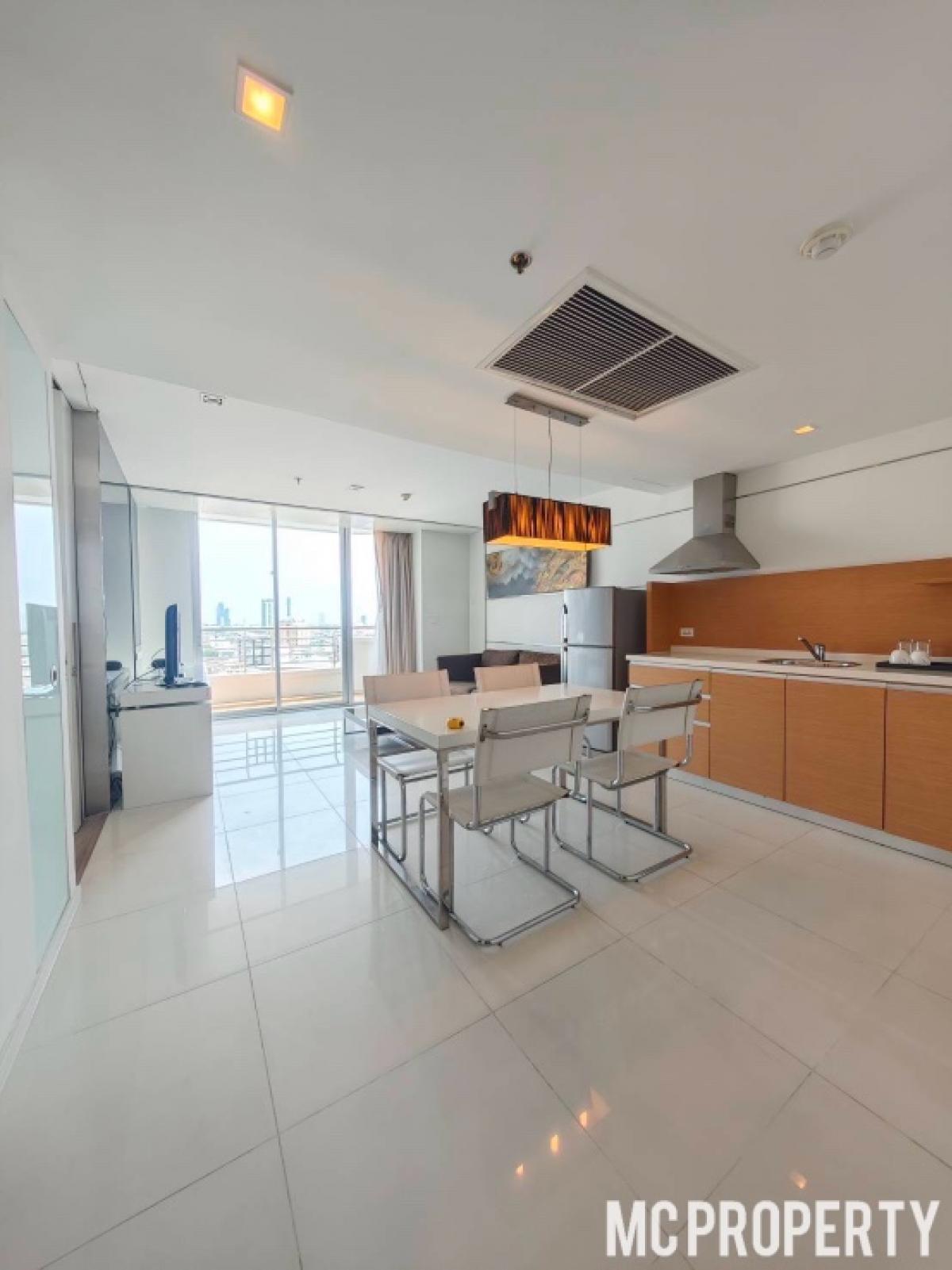 Sathorn Heritage 1 bedroom 68sqm for rent only 25,000 please contact 0816878954 Sathorn Heritage 1 bedroom 68sqm for rent only 25,000 please contact 0816878954