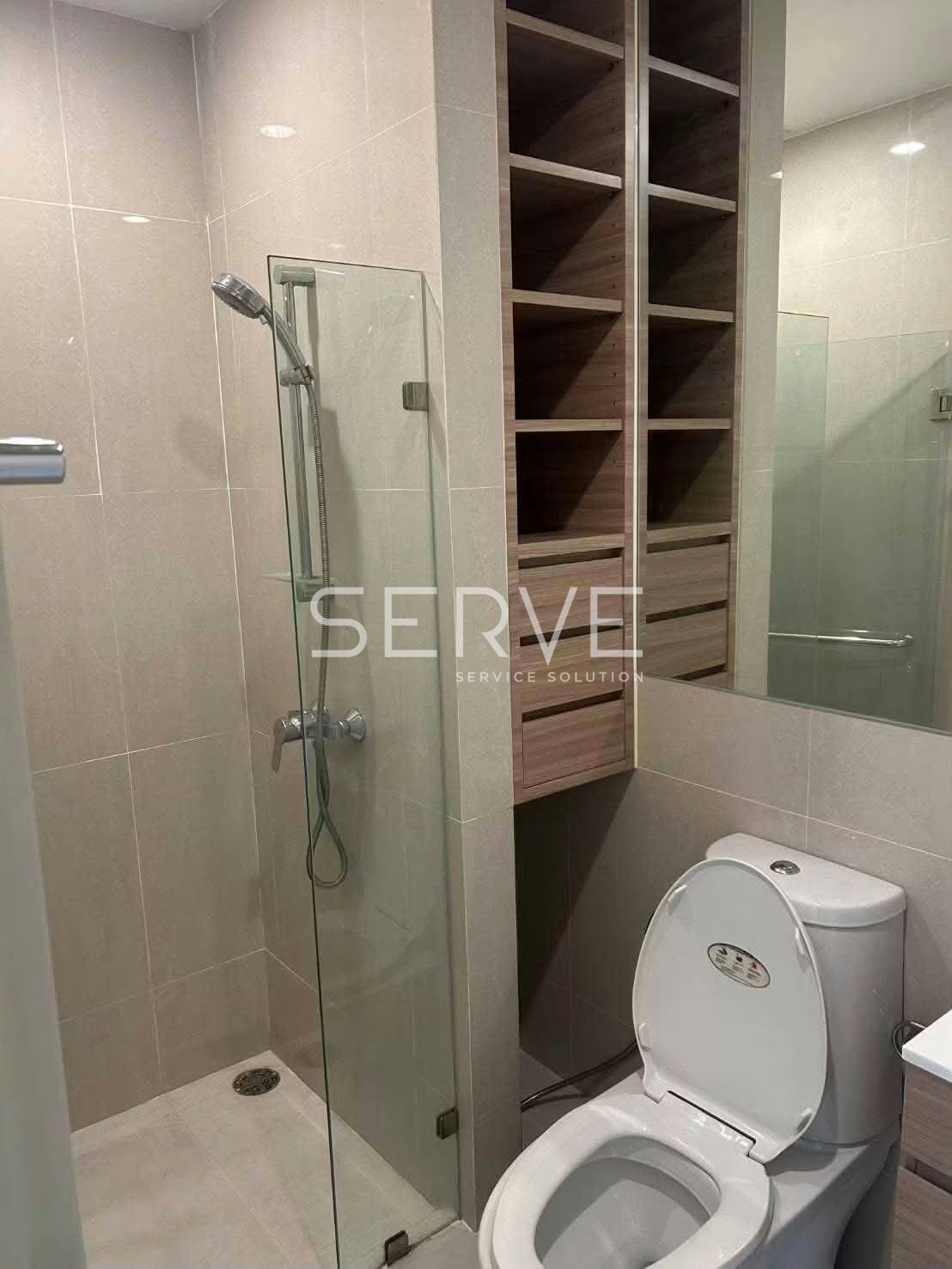 1 Bed Large Room High Fl. 20+ City View Fully furnished  Condo Good Lacation Close To  MRT Thailand Cultural Centre Station  @ Noble Revolve Ratchada – รูปที่ 3