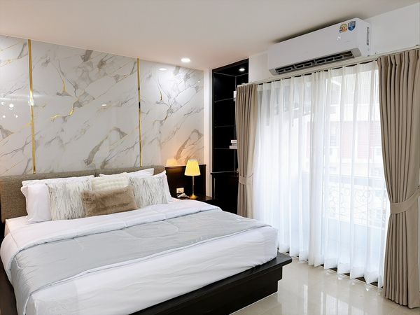 🔖ห้องใหญ่ 47 ตร.ม.ผ่อน 8000 ถูกกว่าเช่า เฟอร์ครบ พร้อมอยู่ | 𝗕𝗼𝗱𝗶𝗻 𝗦𝘄𝗲𝗲𝘁 𝗛𝗼𝗺𝗲 ใกล้โรงเรียนบดินทร์