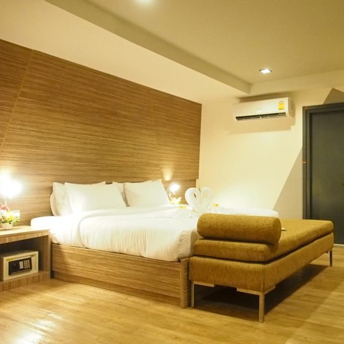 Hotel For Sale in Sathon Hotel For Sale in Sathon