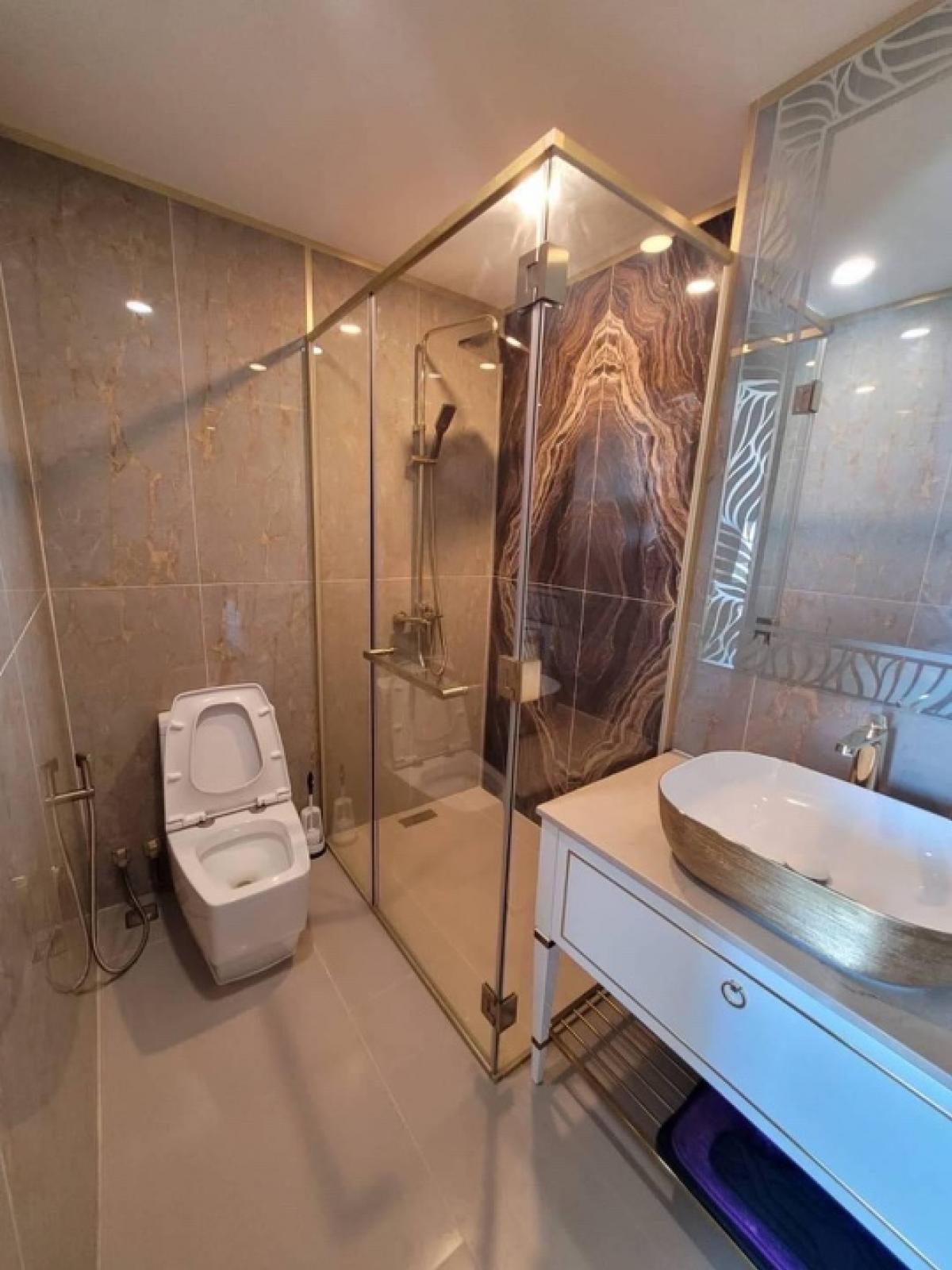 COPACABANA 1 BED 35 SQM FOR RENT @ 25000 BAHT PER MONTH ✅1 Bedroom✅1 Bathroom✅Size: 35 Sqm✅19th floor✅building C✅sea view✅Fully Furnished✅Rent:25000 baht per month For more info:Avenue real estate co.ltd📞0926833805Line id:tavneet666WhatsApp – รูปที่ 2