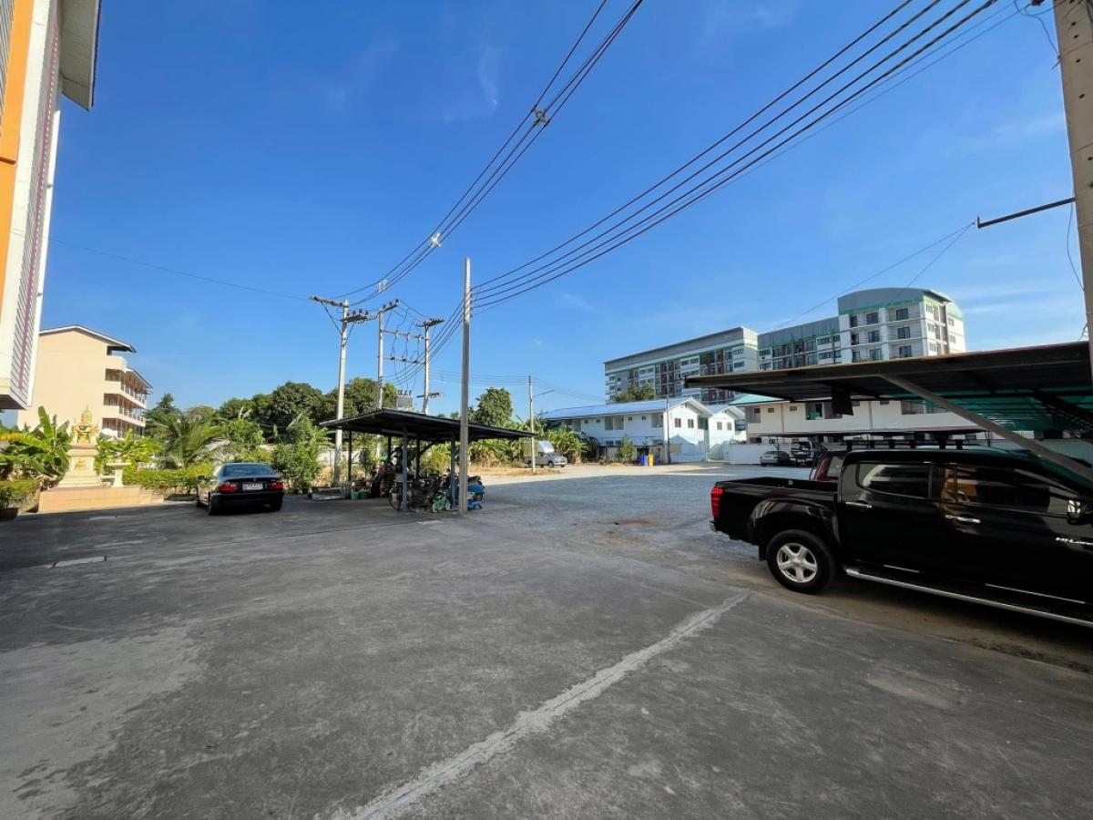 หอพักบางแสน ธนภัทร อพาร์เมนท์ ห้องแอร์ พัดลม – รูปที่ 2