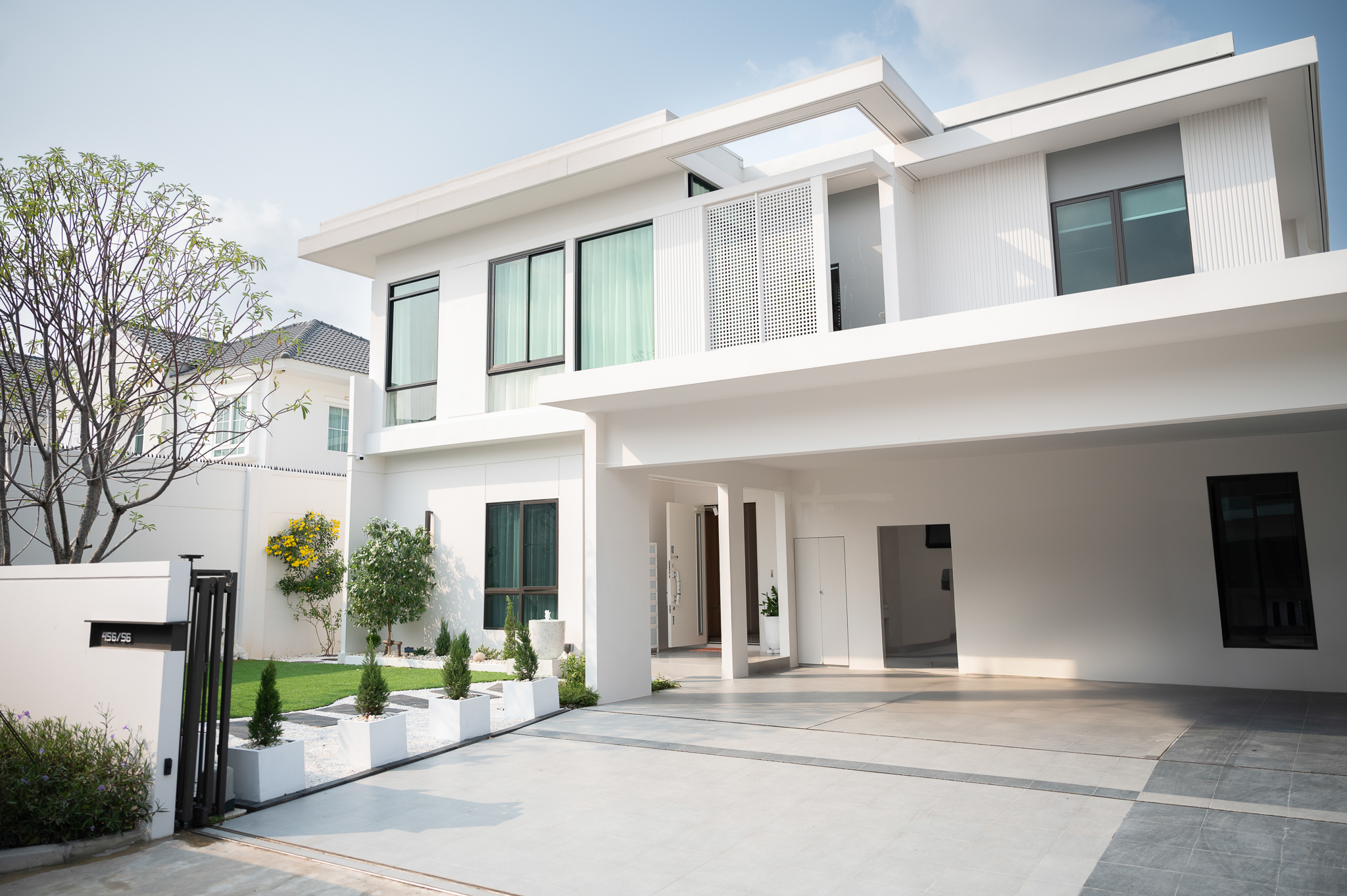  selling himself Single house, Land and Houses Park Project, Manthana Village, Bang Na Km 15, area 95.6 sq.whi