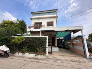 💛 No central value ❤️ Detached house, near Central Rama 2 💙3 Sleeping 3 Water 🚩 There is a bedroom on the 1st floor.