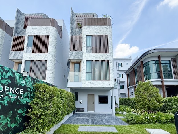 89 Residence Ratchada - Rama 9🏡บ้านเดี่ยว 4 ชั้น ขนาด 235 ตร.ม. 28.10 ตร.ว. | 4 ห้องนอน 5 ห้องน้ำ 2 ที่จอด เริ่ม 18.89 MB ติดต่อนัดชม Tel.0922635410 (เอิร์ธ)