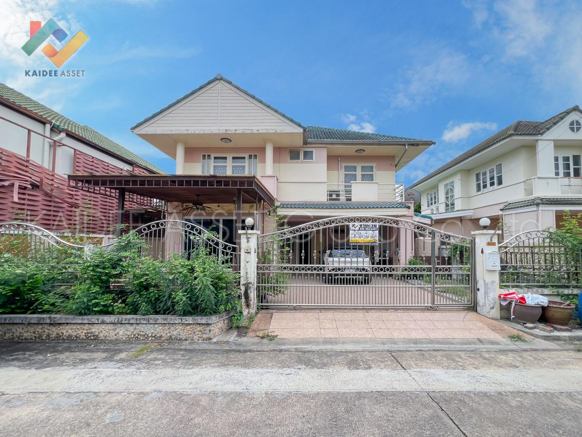 The Emerald Garden Village, a detached house on Ratchapruek Road The Emerald Garden Village, a detached house on Ratchapruek Road