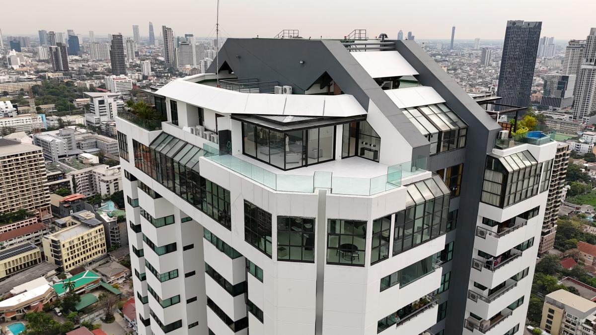 SATHORN GARDEN EXCLUSIVE DUPLEX PENTHOUSE SATHORN GARDEN EXCLUSIVE DUPLEX PENTHOUSE