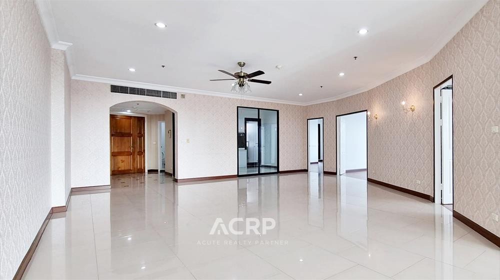 Condo for sale, Supalai Casa Ryura, 239 sq.m., price 70, xxx baht/sq.m., cant find a condo by this price !! Condo for sale, Supalai Casa Ryura, 239 sq.m., price 70, xxx baht/sq.m., cant find a condo by this price !!