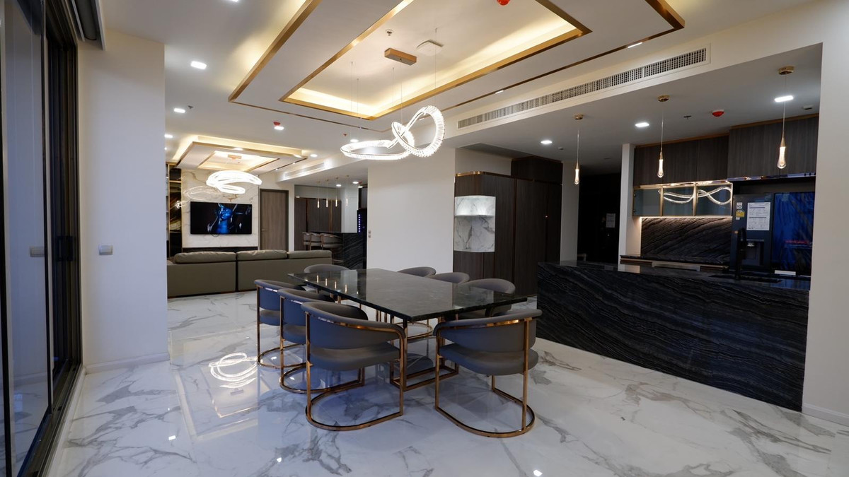 Penthouse • 4 𝐁𝐞𝐝 4 𝐁𝐚𝐭𝐡 • 226 𝐒𝐪𝐦. • 56 𝐌𝐁 • Total expenses on transfer date 𝐋𝐢𝐧𝐞 𝐈𝐃 : 𝐕𝐚𝐬𝐬𝐢𝐥𝐲