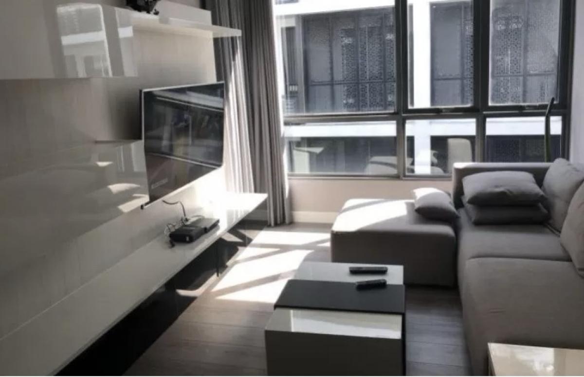 ✨ For Sale: The Room Sukhumvit 40Condo ✨ 💰 Only 5,150,000 THB