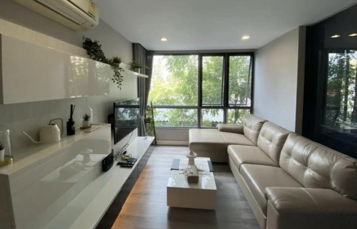 ✨ For Sale: The room sukhumvit 40 Condo ✨ 💰 Only 5,000,000THB