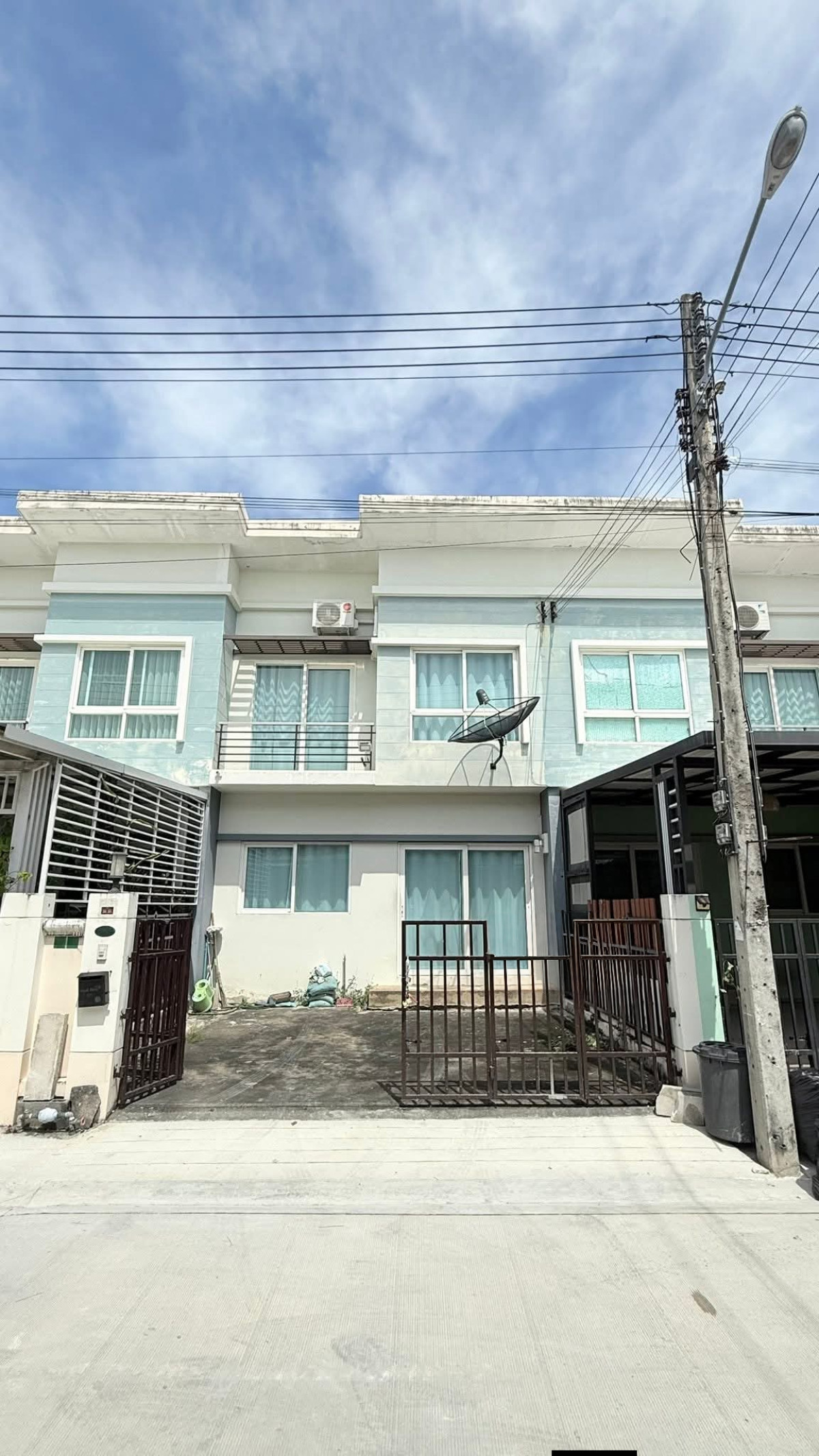 For Sale Townhouse/Townhome , Novo Ville Wongwaen-Lumlukka-Klong 5 , wide frontage , Bueng Kham Phoi , Lam Luk Ka , Pathum Thani , CX-147967 For Sale Townhouse/Townhome , Novo Ville Wongwaen-Lumlukka-Klong 5 , wide frontage , Bueng Kham Phoi , Lam Luk Ka , Pathum Thani , CX-147967