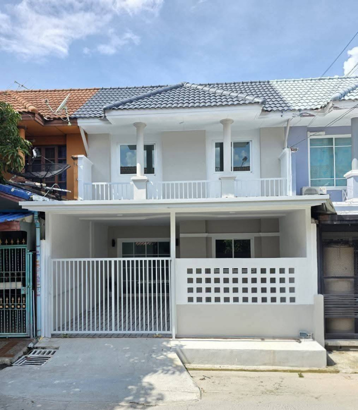 For Sale Townhouse/Townhome , Baan Buathong 4 Baan Kluay-Sai Noi , Phimonrat , Bang Bua Thong , Nonthaburi , CX-180011 For Sale Townhouse/Townhome , Baan Buathong 4 Baan Kluay-Sai Noi , Phimonrat , Bang Bua Thong , Nonthaburi , CX-180011