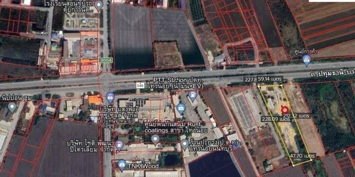Sai Noi Intersection, Pathum Thani Road, Bang Lane 346, on the main road Sai Noi Intersection, Pathum Thani Road, Bang Lane 346, on the main road
