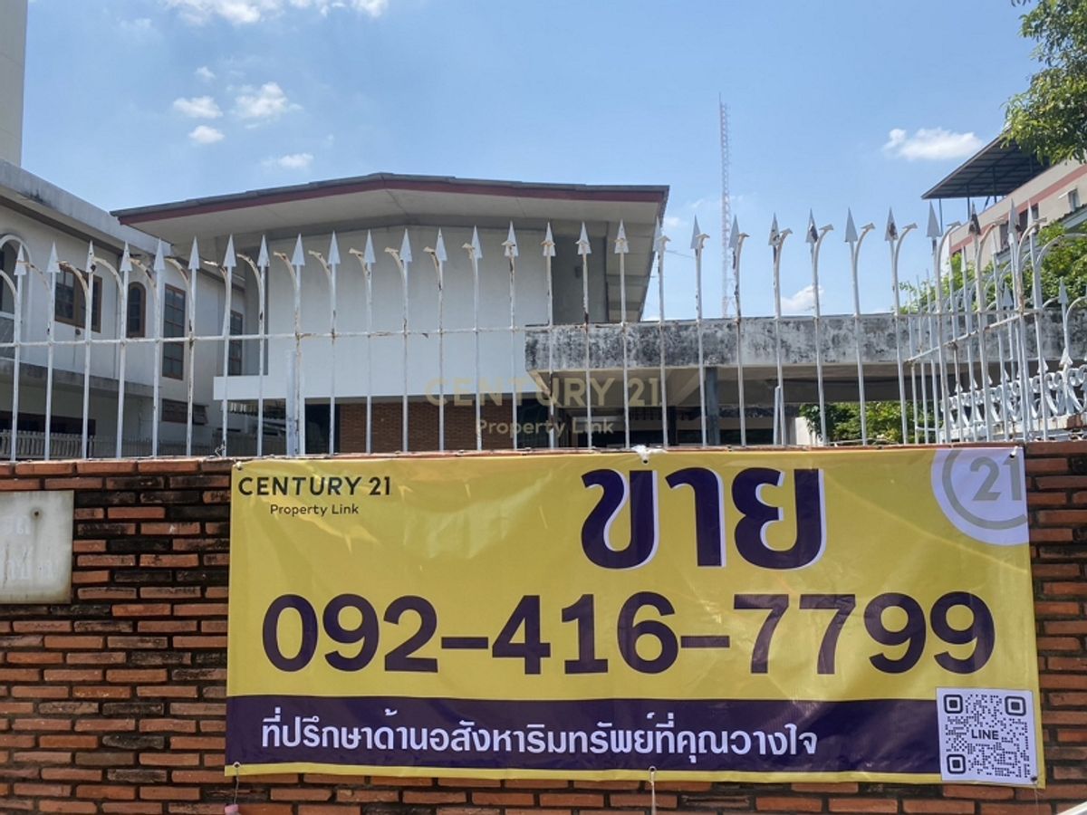 บ้านเดี่ยวไม้สักทั้งหลัง 101 ตรว. ถนนสุทธิสารวินิฉัย ซอยอินทามระ 37 No.59-HH-68008 – รูปที่ 4