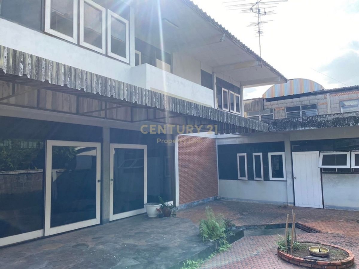 บ้านเดี่ยวไม้สักทั้งหลัง 101 ตรว. ถนนสุทธิสารวินิฉัย ซอยอินทามระ 37 No.59-HH-68008 – รูปที่ 2