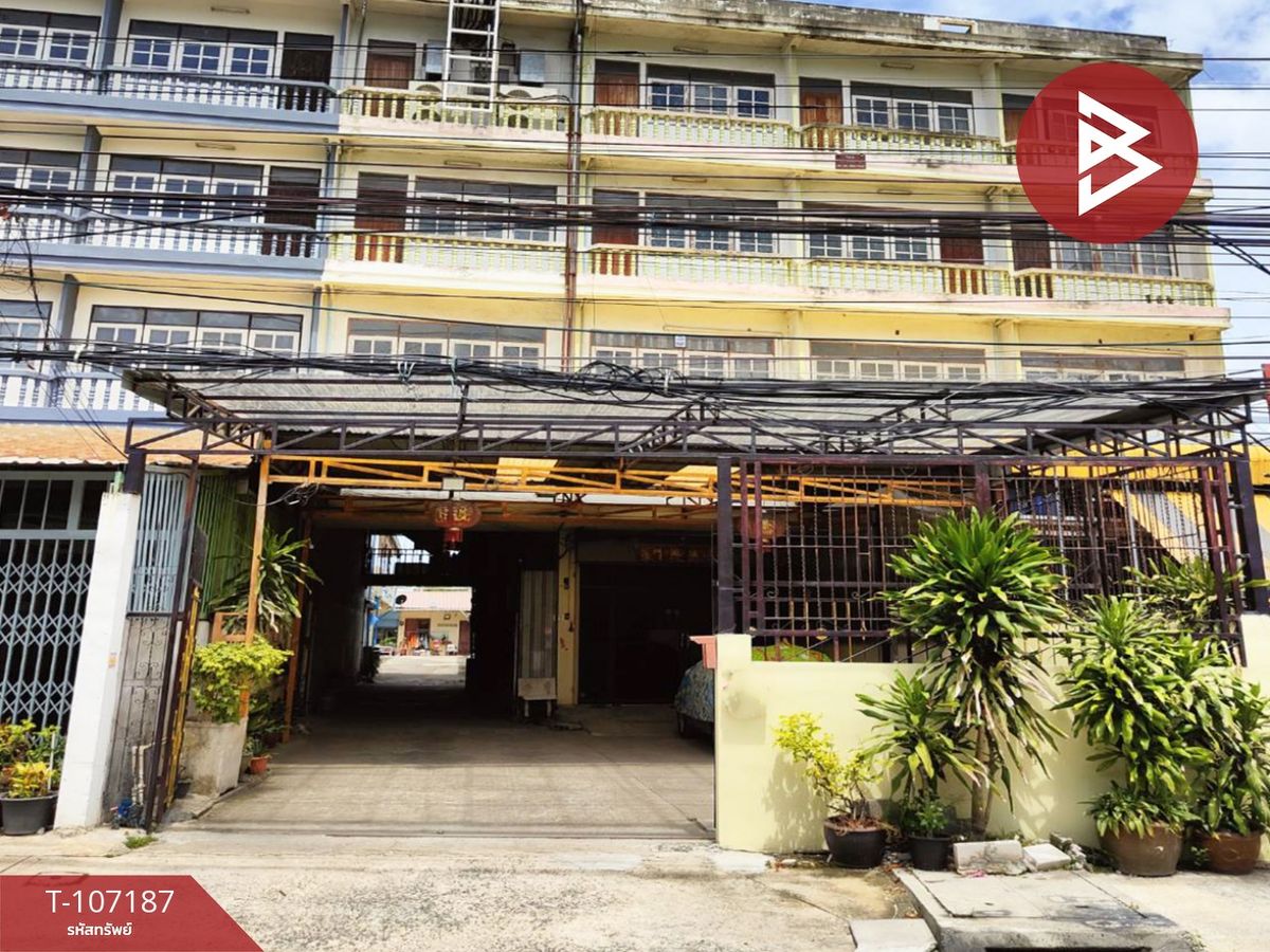 Commercial building for sale with 4 -story tower, area 3, 46.60 sq.wa, Samphran, Nakhon Pathom Commercial building for sale with 4 -story tower, area 3, 46.60 sq.wa, Samphran, Nakhon Pathom