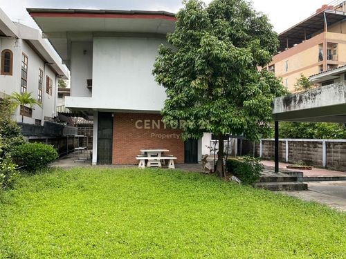 บ้านเดี่ยวไม้สักทั้งหลัง 101 ตรว. ถนนสุทธิสารวินิฉัย ซอยอินทามระ 37 No.59-HH-68008