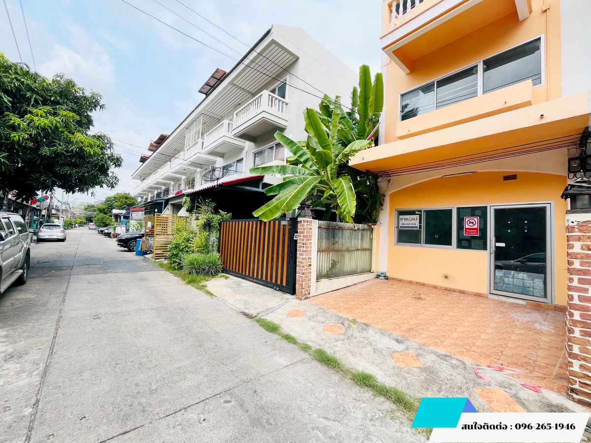 Selling a 3 -story building in Soi On Nut 59/1 Village, Chom Duean, next to Sukhumvit 77 road, near Airport Link / Near the Yellow Line, Sri Nuch Station, only 3.5 km. – รูปที่ 2