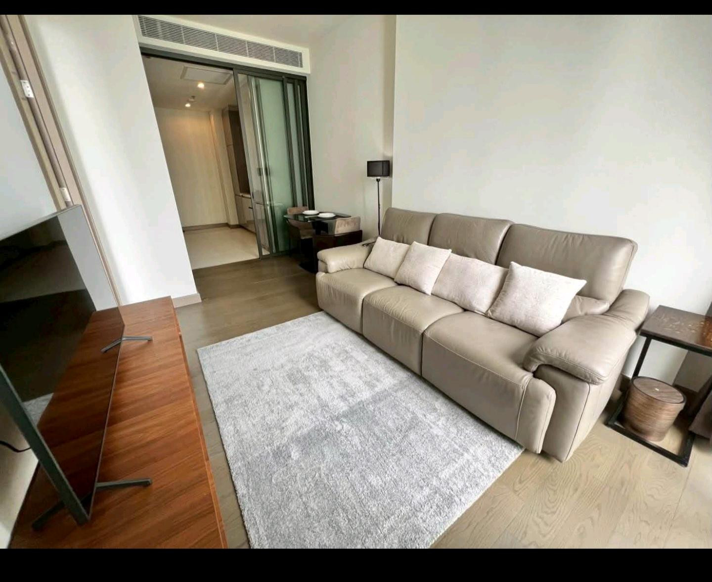 The ESSE at Singha Complex [for RENT] 🔥38,000baht🔥 Luxury Condo, new room, big size 49 sq.w., the best price in the building next to Phetchaburi and Airport Link Experience luxury By yourself 📱065-5193596, Line: 065-5193596 (Khun Pan)