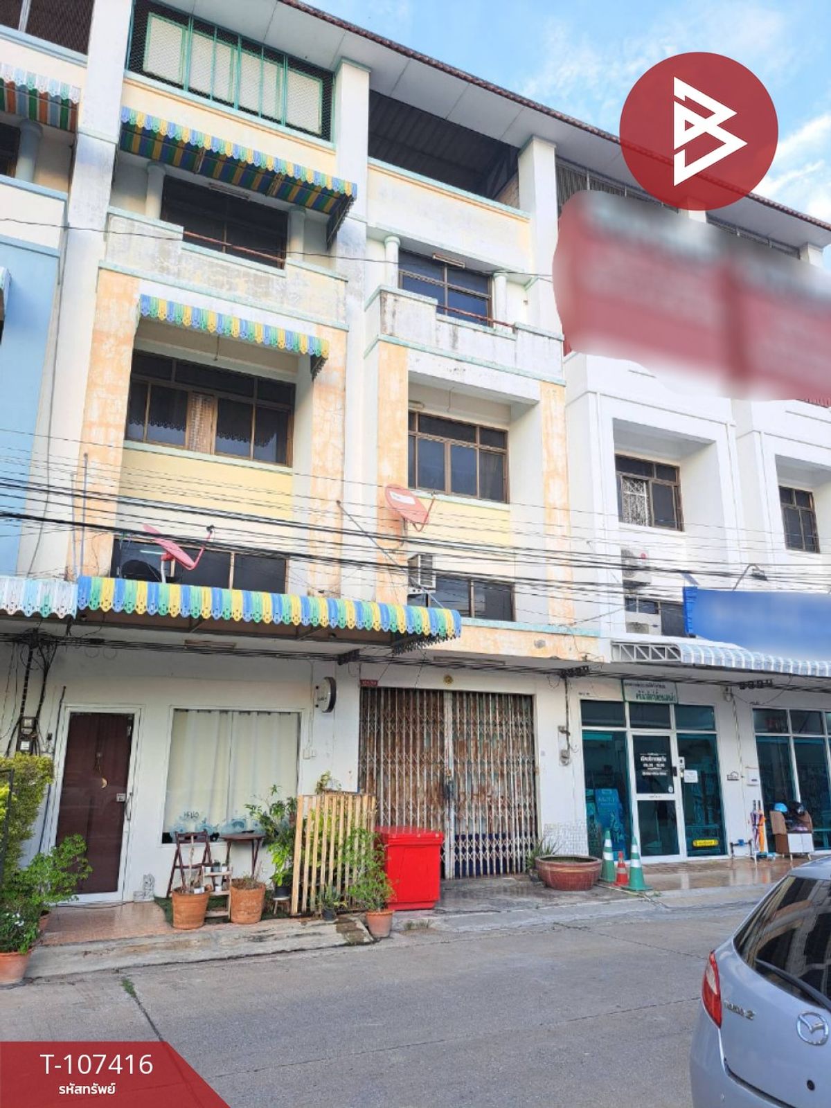 4 -story commercial building for sale, area 15.8 sq.wah, Bang Man Sing Buri 4 -story commercial building for sale, area 15.8 sq.wah, Bang Man Sing Buri