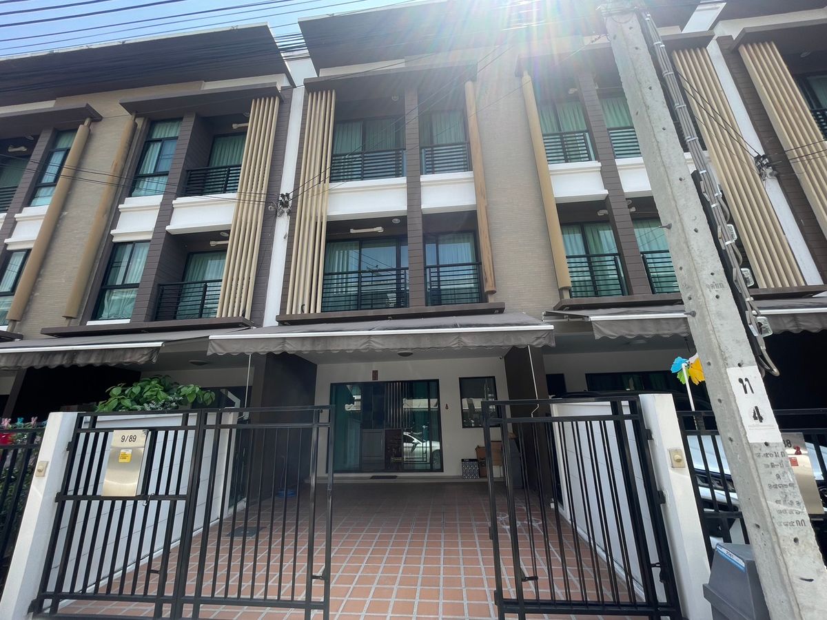 ขายบ้านกลางเมือง กัลปพฤกษ์ ทำเลดี เดินทางสะดวก เข้าเมืองง่าย ใกล้รถไฟฟ้า BTS ขายบ้านกลางเมือง กัลปพฤกษ์ ทำเลดี เดินทางสะดวก เข้าเมืองง่าย ใกล้รถไฟฟ้า BTS